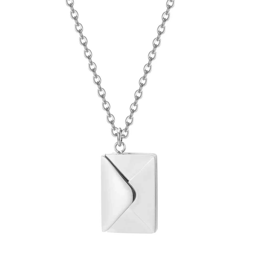 VERDANAE   - ENVELOPE LOVE LETTER PENDANT NECKLACE